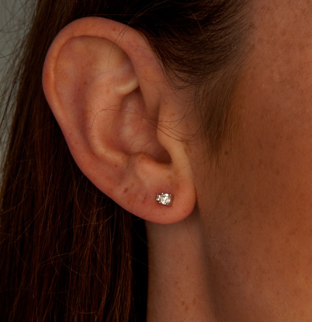 Delilah Studs