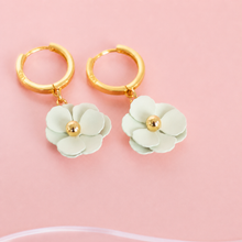 Load image into Gallery viewer, Blossom Huggies