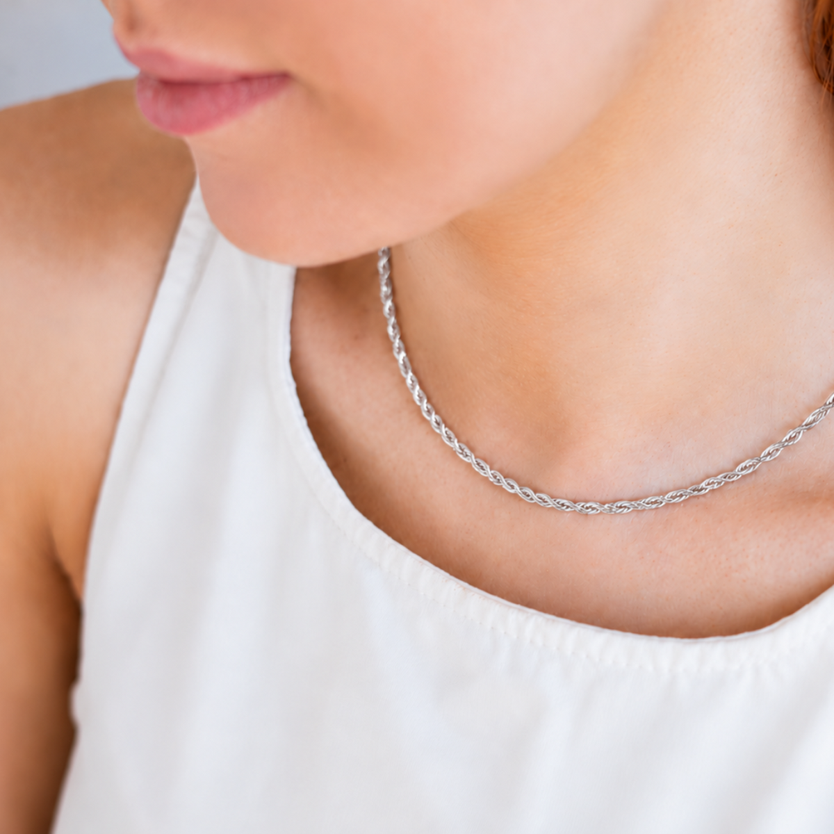 Evelyn Singapore Twist Chain