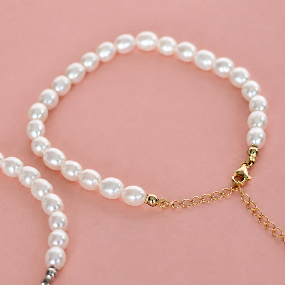 Elizabeth Freshwater Pearl Bracelet