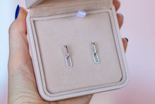 Load image into Gallery viewer, Stella Paperclip Huggies