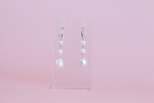 Load image into Gallery viewer, Juliette Pearl Drops