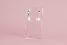 Load image into Gallery viewer, Elise Pearl Drop