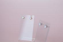 Load image into Gallery viewer, Ella Moissanite Studs