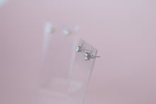 Load image into Gallery viewer, Ella Moissanite Studs