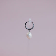 Load image into Gallery viewer, Fleur Pearl Huggies