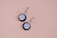 Load image into Gallery viewer, Daisy Drops