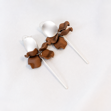 Load image into Gallery viewer, Petite Petals