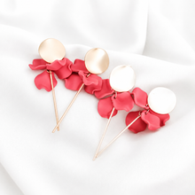 Load image into Gallery viewer, Petite Petals