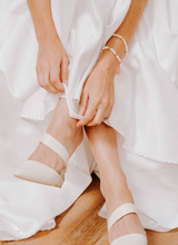 Load image into Gallery viewer, Belle Pearl Bracelet