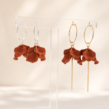Load image into Gallery viewer, Petite Peony Hoops