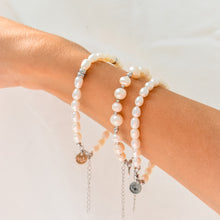 Load image into Gallery viewer, Elizabeth Freshwater Pearl Bracelet