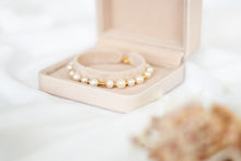 Load image into Gallery viewer, Chantelle Pearl Bracelet