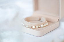 Load image into Gallery viewer, Chantelle Pearl Bracelet