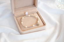 Load image into Gallery viewer, Esmé Pearl Beaded Bracelet