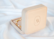 Load image into Gallery viewer, Esmé Pearl Beaded Bracelet