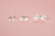 Load image into Gallery viewer, Diana Pearl Studs

