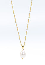 Load image into Gallery viewer, Florence Pearl Pendant Necklace
