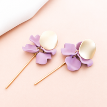 Load image into Gallery viewer, Petite Petals
