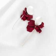 Load image into Gallery viewer, Petite Petals
