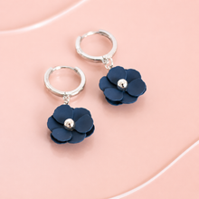 Load image into Gallery viewer, Blossom Huggies
