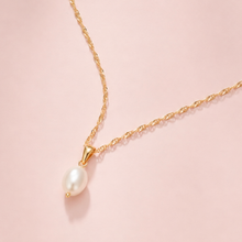 Load image into Gallery viewer, Florence Pearl Pendant Necklace
