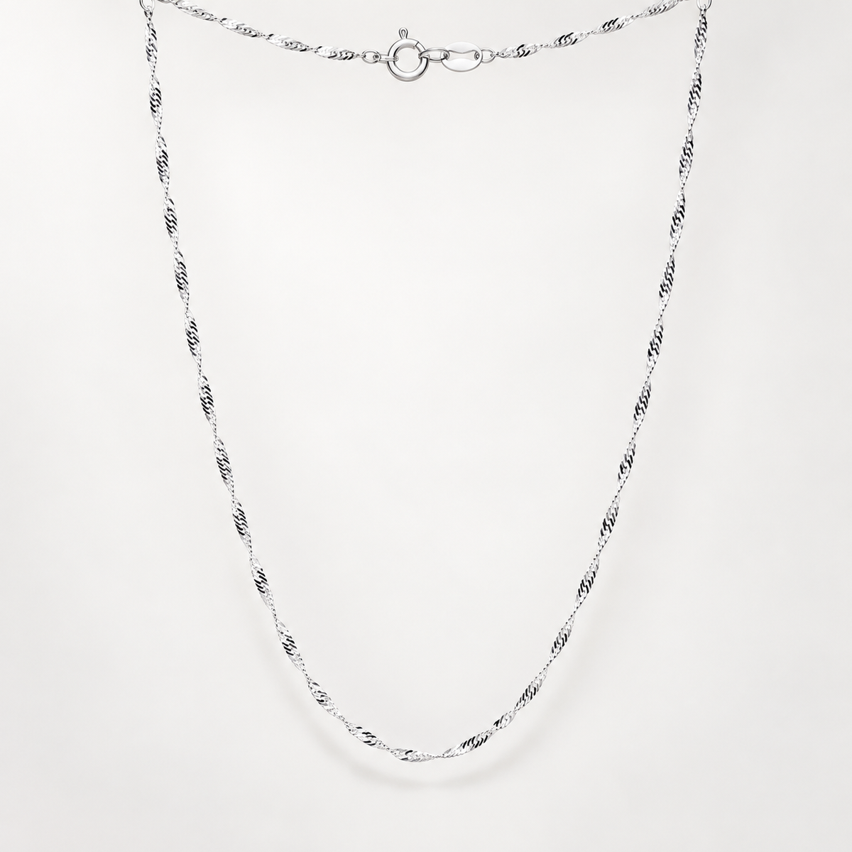 Victoria Singapore Twist Chain