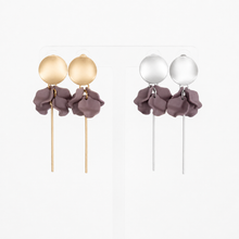 Load image into Gallery viewer, Petite Petals
