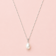 Load image into Gallery viewer, Florence Pearl Pendant Necklace
