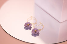 Load image into Gallery viewer, Blossom Hoops
