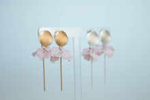 Load image into Gallery viewer, Petite Petals
